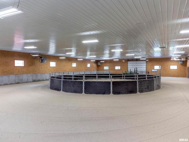 5122 N 230th Street N, Port Byron, IL 61275