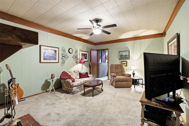 919 S French Avenue, Denison, TX 75020