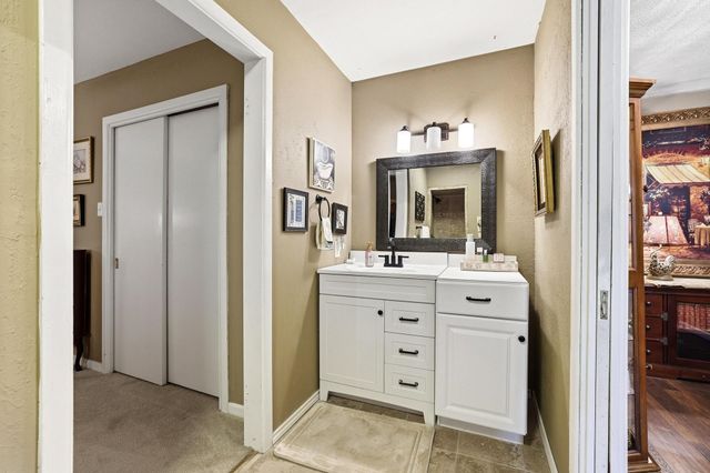 919 S French Avenue, Denison, TX 75020