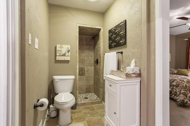 919 S French Avenue, Denison, TX 75020