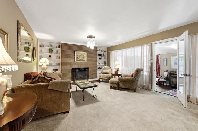 919 S French Avenue, Denison, TX 75020