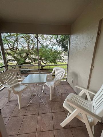 5640 SW 3rd Place 212, Margate, FL 33068