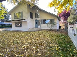 200 Clover Lane, Medford, OR 97501