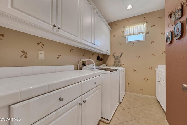 1893 Clarkia Street, Simi Valley, CA 93065