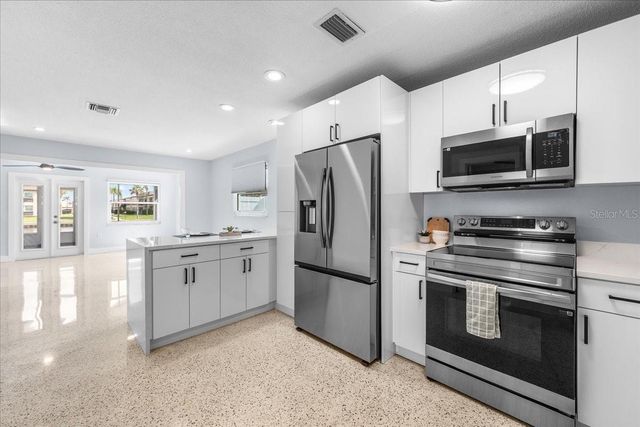 4821 FLORAMAR TERRACE, New Port Richey, FL 34652