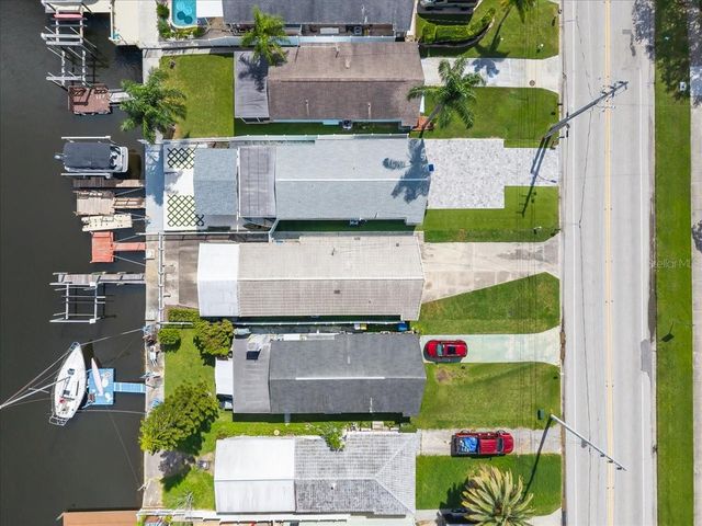 4821 FLORAMAR TERRACE, New Port Richey, FL 34652