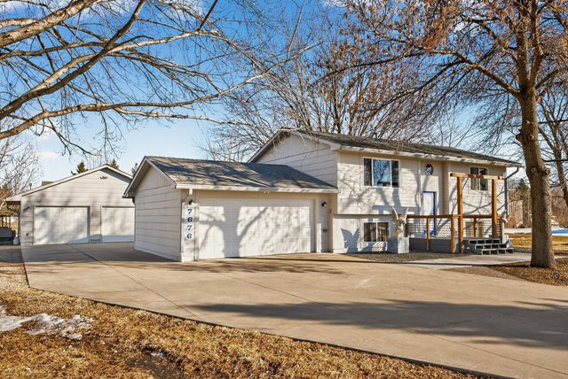 7676 Labeaux Avenue NE, Albertville, MN 55301