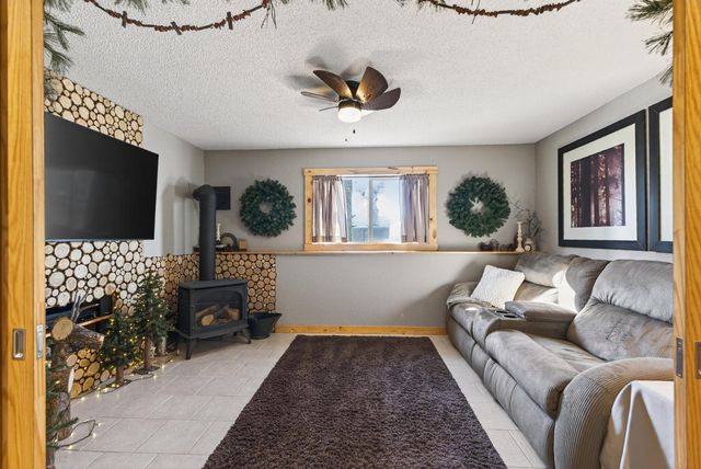 7676 Labeaux Avenue NE, Albertville, MN 55301