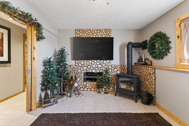 7676 Labeaux Avenue NE, Albertville, MN 55301