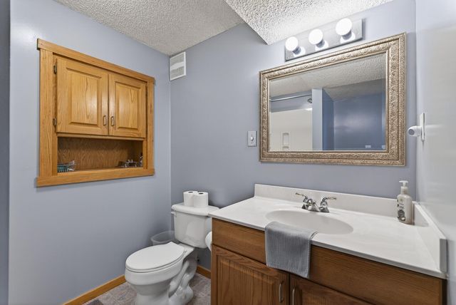 7676 Labeaux Avenue NE, Albertville, MN 55301