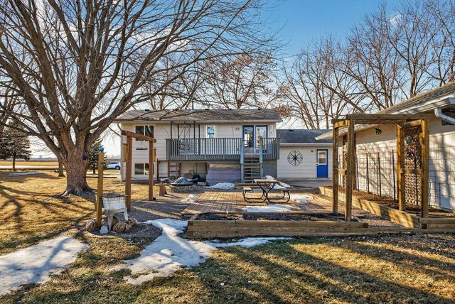 7676 Labeaux Avenue NE, Albertville, MN 55301