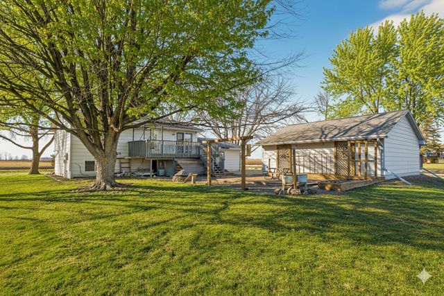 7676 Labeaux Avenue NE, Albertville, MN 55301