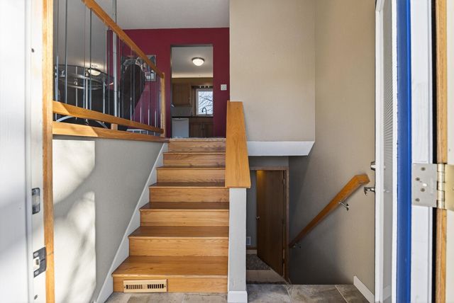 7676 Labeaux Avenue NE, Albertville, MN 55301