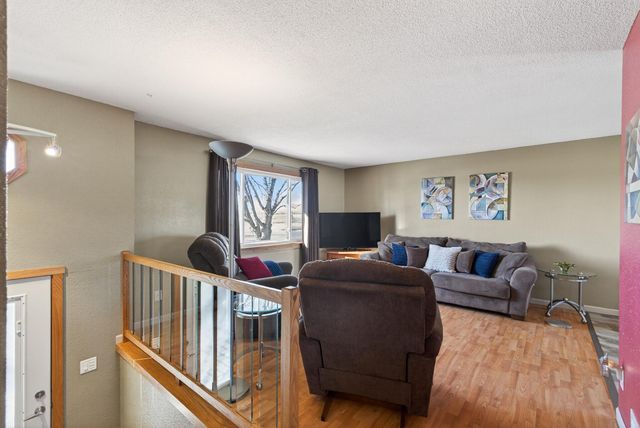 7676 Labeaux Avenue NE, Albertville, MN 55301