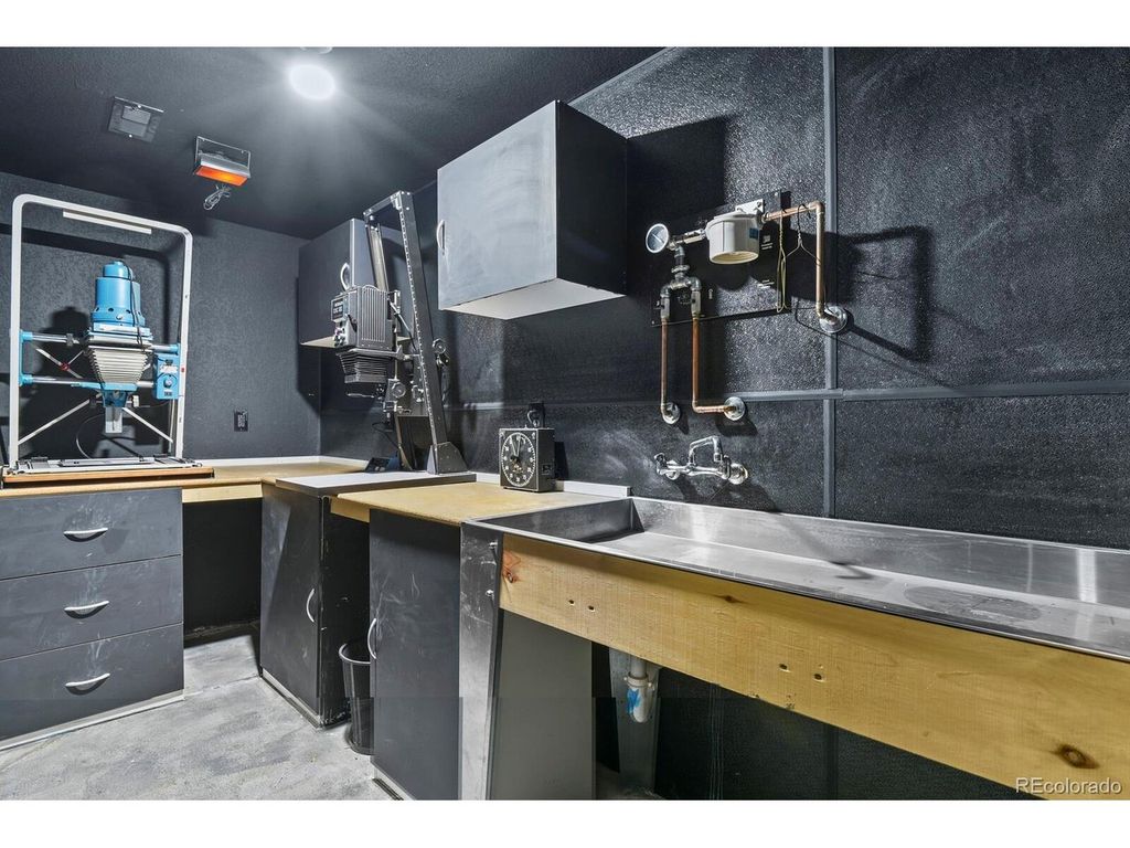 145 S Yarrow St, Lakewood, CO 80226
