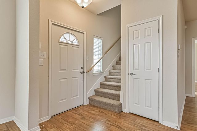 212 Oakdale Street, Shoreacres, TX 77571