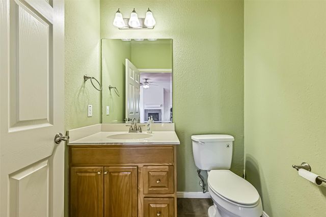 212 Oakdale Street, Shoreacres, TX 77571