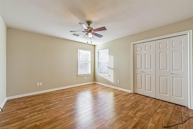 212 Oakdale Street, Shoreacres, TX 77571