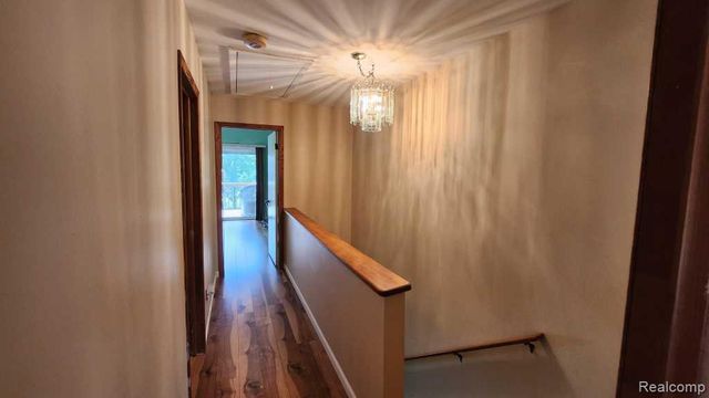 48245 Bayshore Drive, Belleville, MI 48111