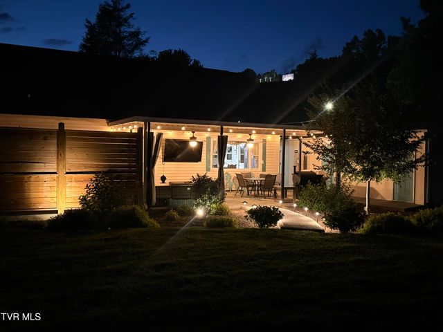 700 Willow Street, Elizabethton, TN 37643