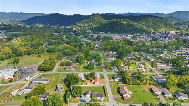 700 Willow Street, Elizabethton, TN 37643