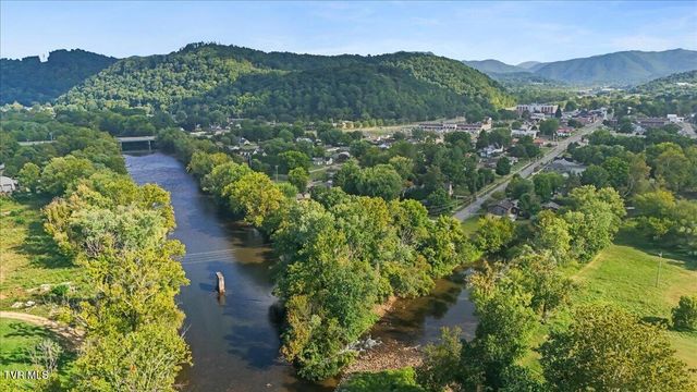 700 Willow Street, Elizabethton, TN 37643