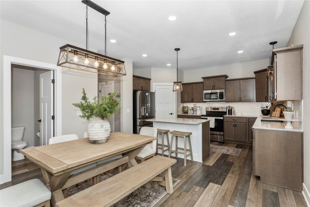 940 9th Street, Waukee, IA 50263