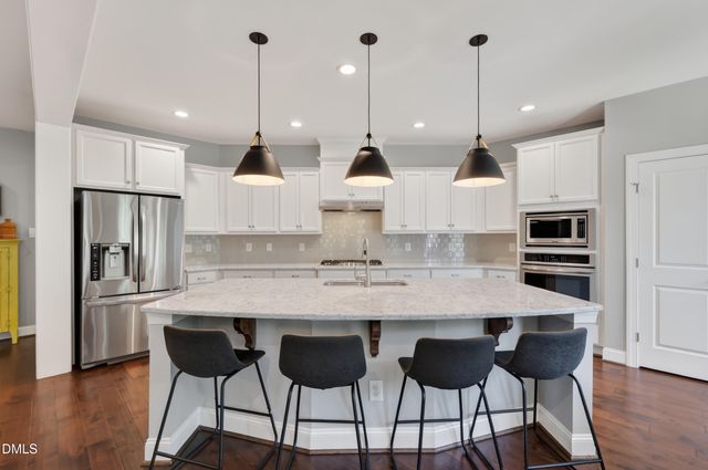 2828 Brighton Forest Drive, Apex, NC 27539