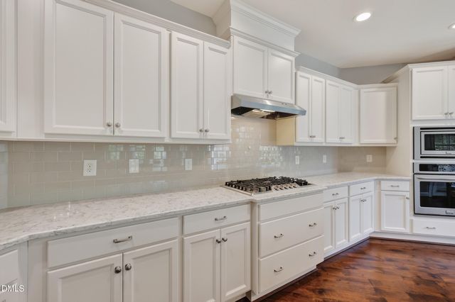 2828 Brighton Forest Drive, Apex, NC 27539