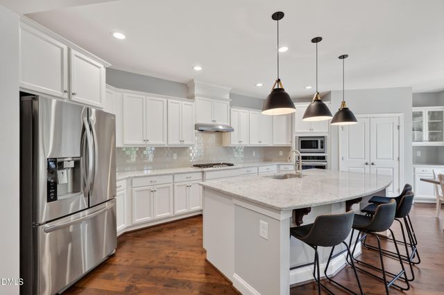 2828 Brighton Forest Drive, Apex, NC 27539