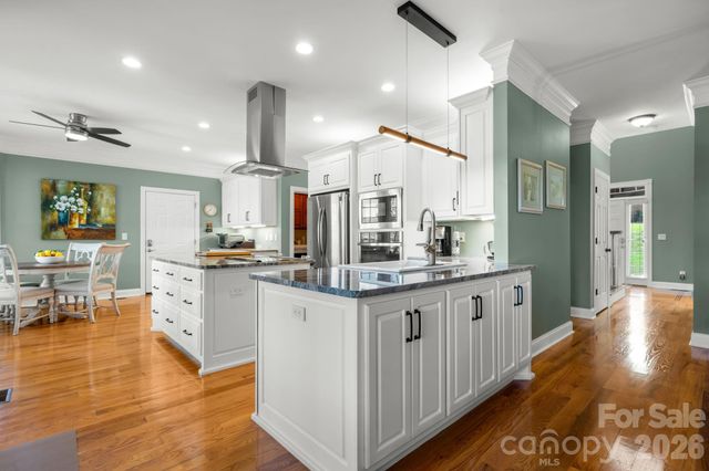 215 Iswa Drive, Taylorsville, NC 28681