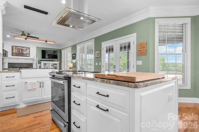 215 Iswa Drive, Taylorsville, NC 28681