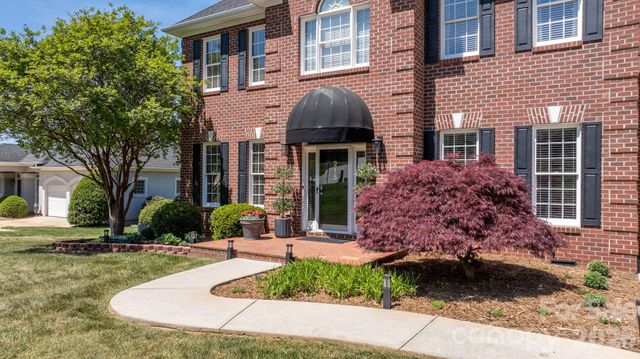 215 Iswa Drive, Taylorsville, NC 28681