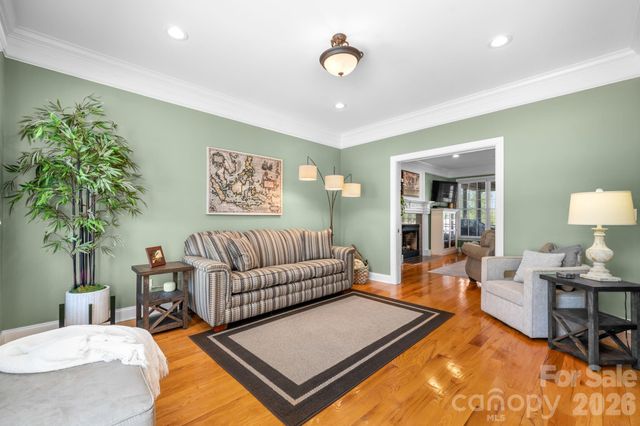 215 Iswa Drive, Taylorsville, NC 28681