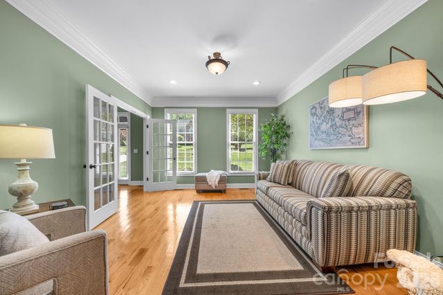 215 Iswa Drive, Taylorsville, NC 28681