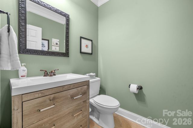 215 Iswa Drive, Taylorsville, NC 28681