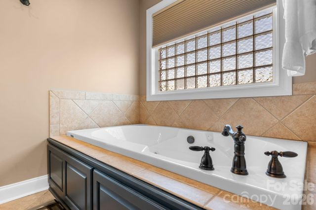 215 Iswa Drive, Taylorsville, NC 28681