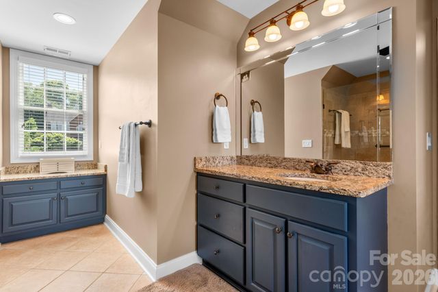 215 Iswa Drive, Taylorsville, NC 28681