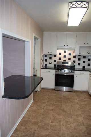 906 Rickey Dr, Corpus Christi, TX 78412