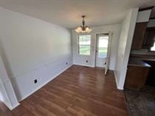 1060 Martin Ln, Gallatin, TN 37066