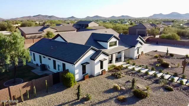 1519 E DOLORES Road, Phoenix, AZ 85086
