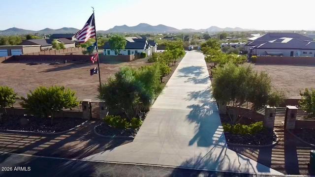 1519 E DOLORES Road, Phoenix, AZ 85086