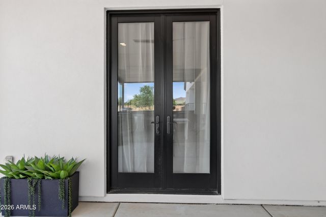1519 E DOLORES Road, Phoenix, AZ 85086
