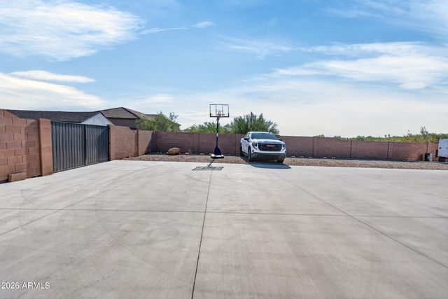 1519 E DOLORES Road, Phoenix, AZ 85086
