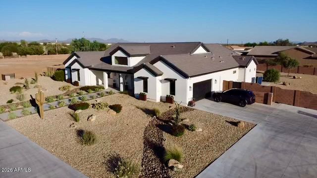 1519 E DOLORES Road, Phoenix, AZ 85086