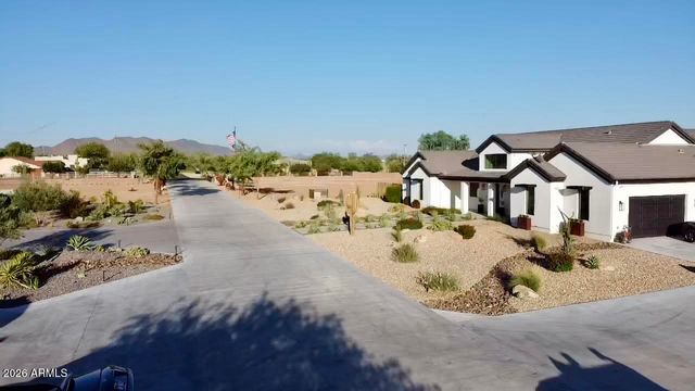 1519 E DOLORES Road, Phoenix, AZ 85086