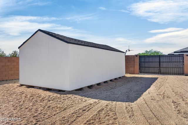 1519 E DOLORES Road, Phoenix, AZ 85086