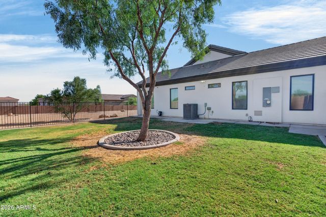 1519 E DOLORES Road, Phoenix, AZ 85086