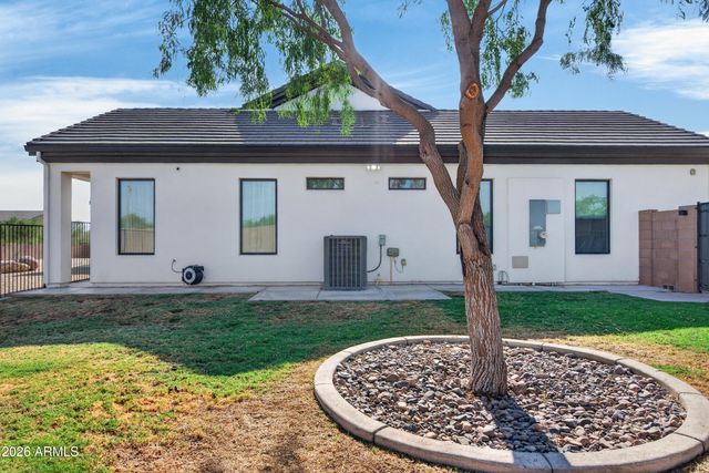 1519 E DOLORES Road, Phoenix, AZ 85086