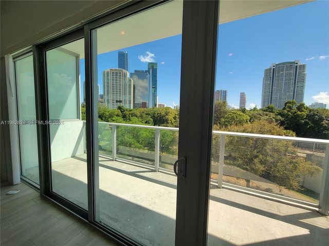 1600 SW 1 Ave 411, Miami, FL 33129